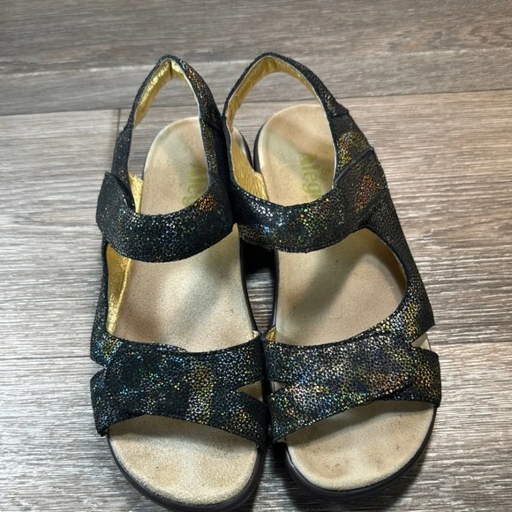 Alegria Black/ gold  Sandals woman’s 39 (b232)